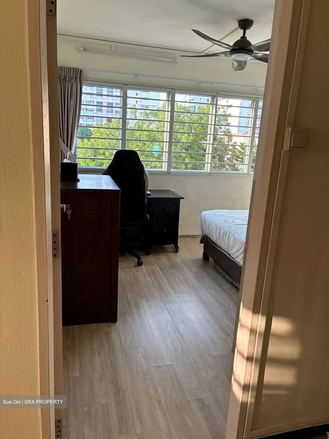 Blk 455 Hougang Avenue 10 (Hougang), HDB Executive #571875691